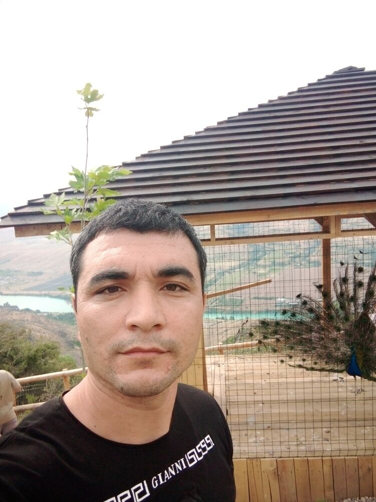  49119604  Asror, 34 ,    