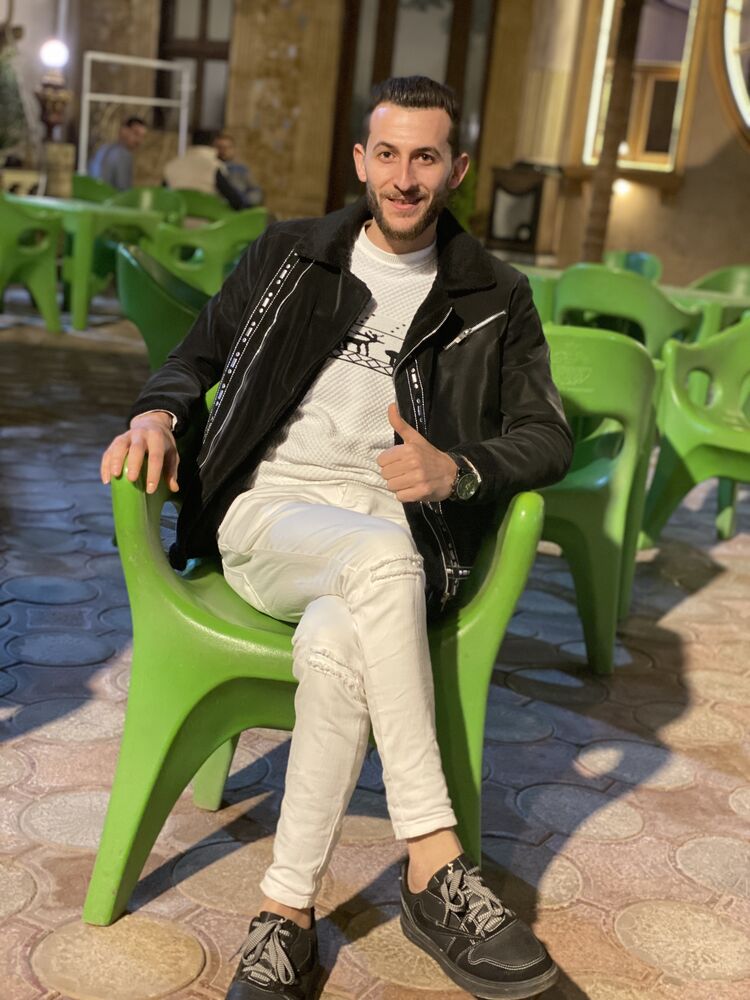  44636004  Mahmoud, 27 ,    