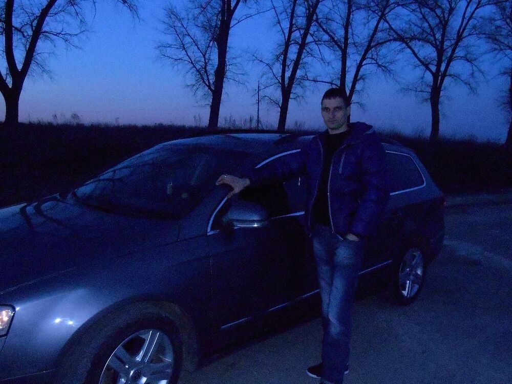  ,   Victor, 37 ,   ,   , c 