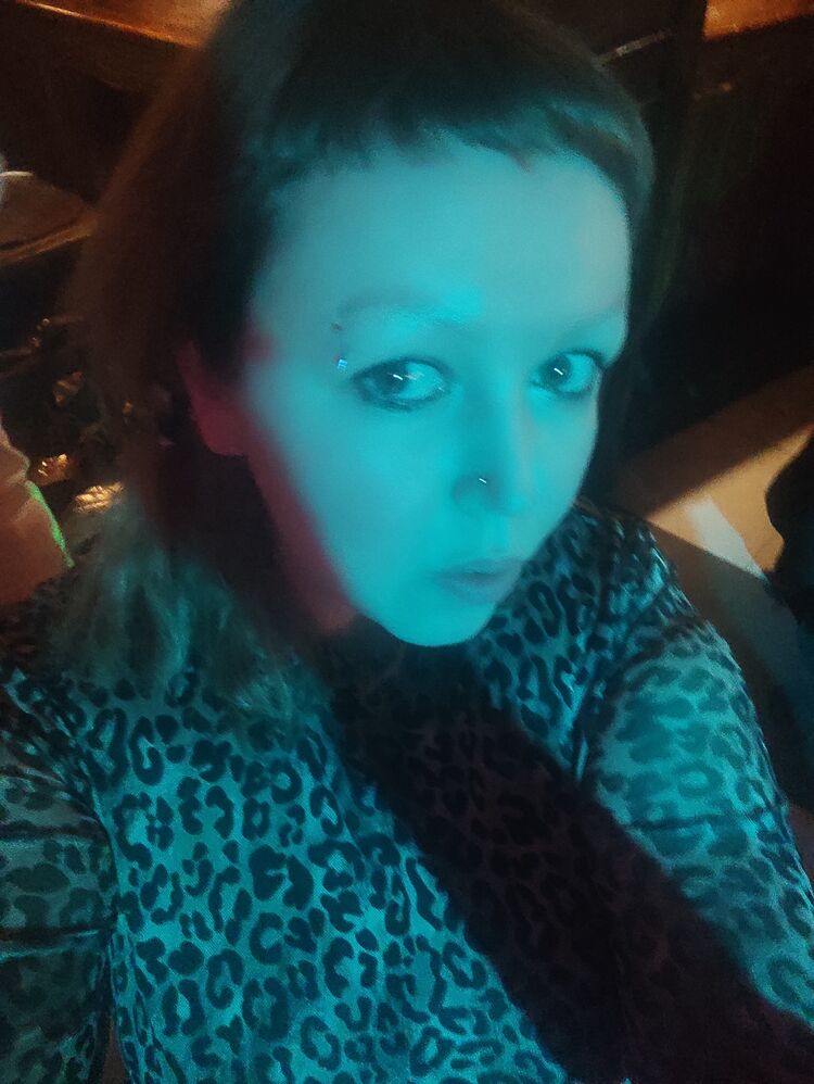  49256474  , 35 ,    