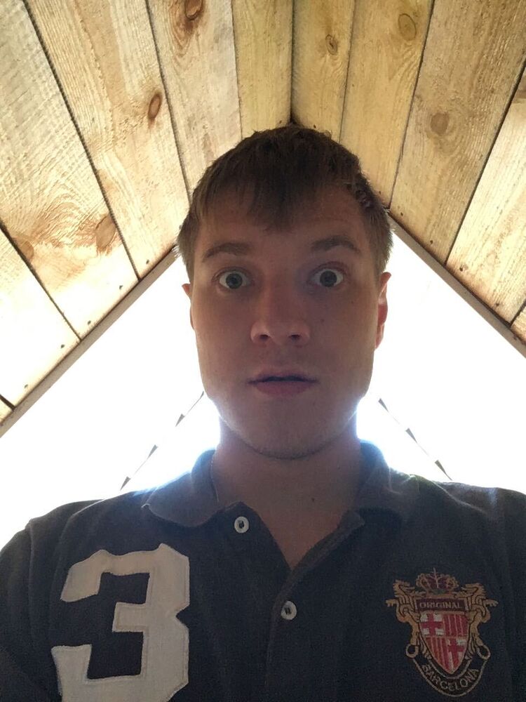  37453504  Sergei, 31 ,    