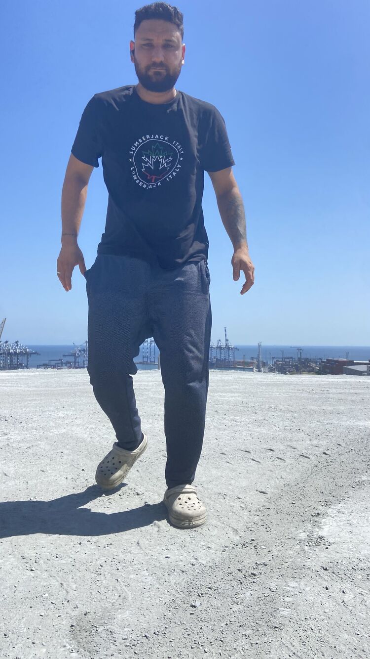  Fontvieille,   , 33 ,   ,   