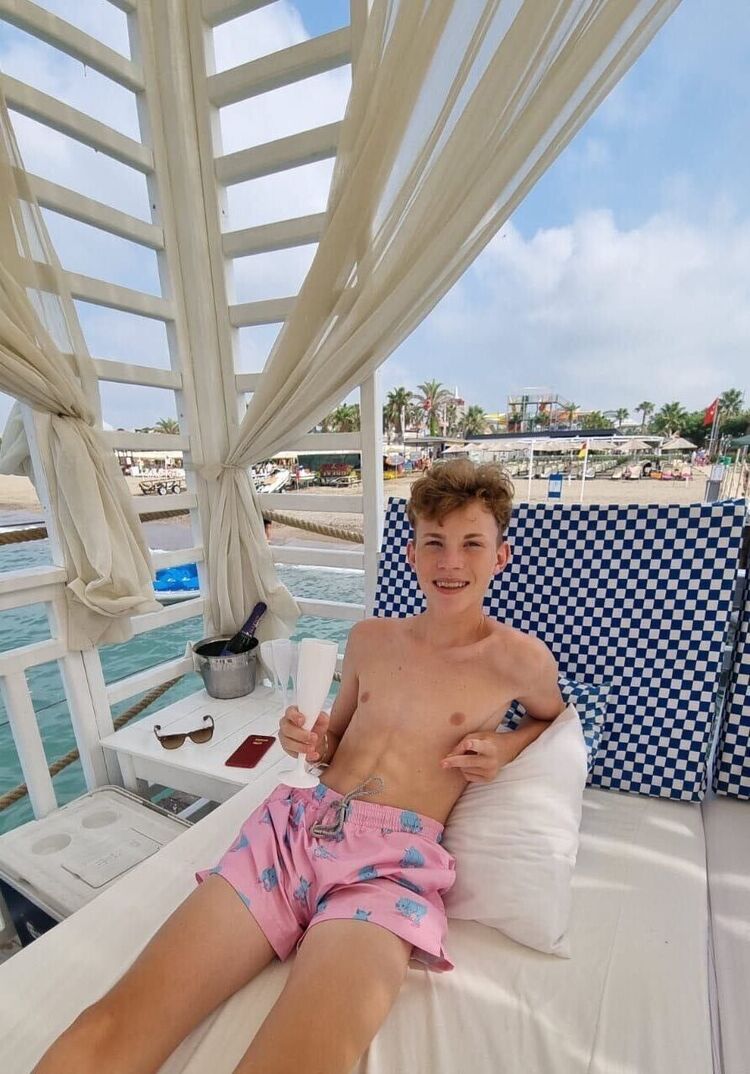  -,   , 21 ,   ,   , 
