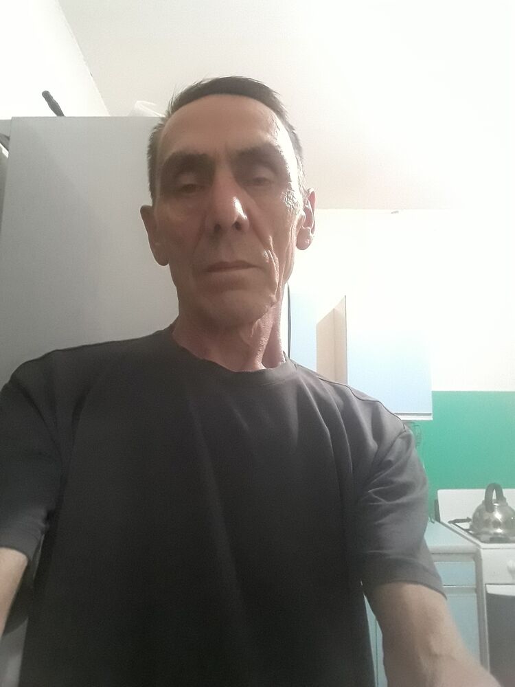  42279424  , 65 ,    
