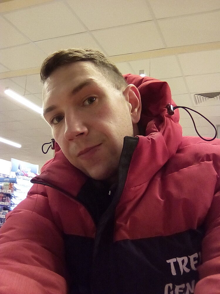  18948764  Violet, 36 ,    