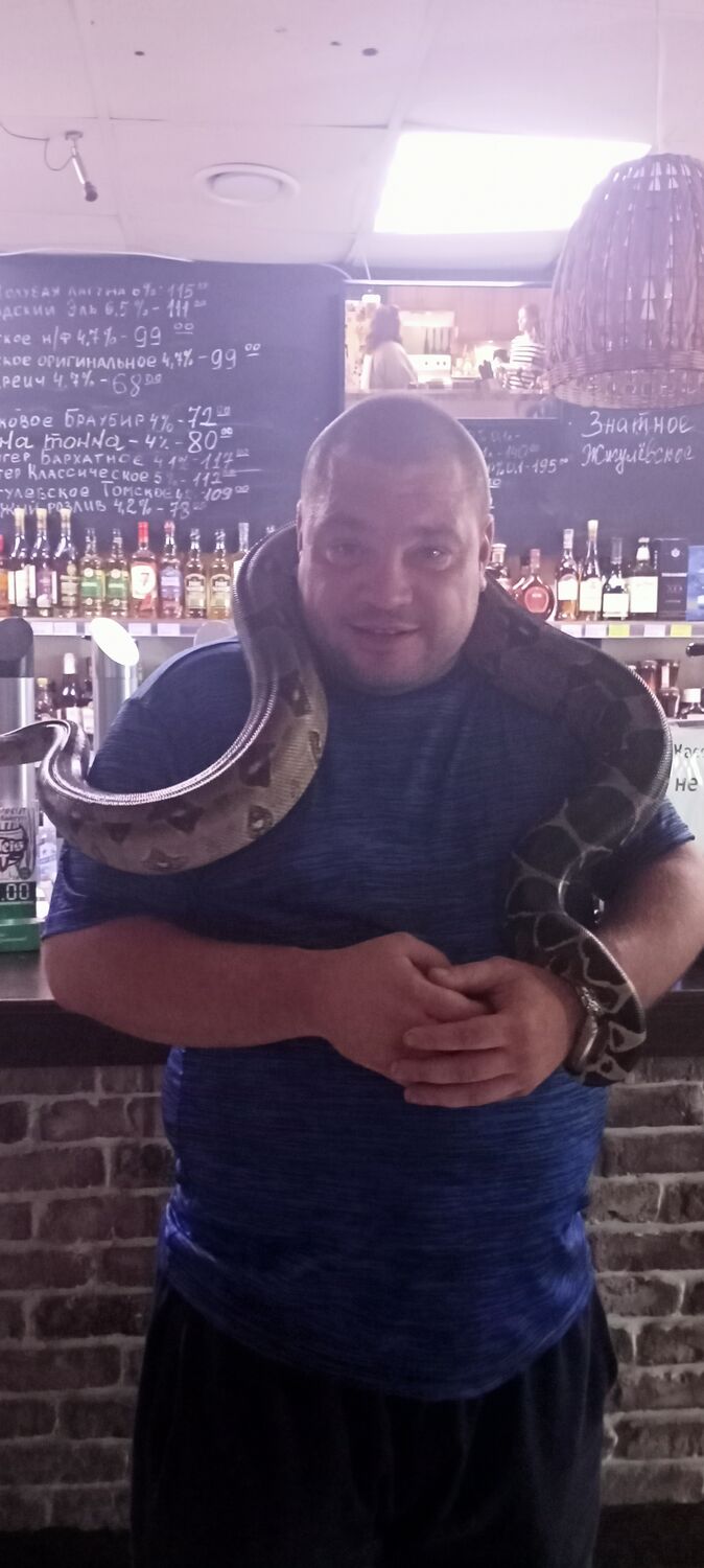  ,   Artyom, 38 ,   ,   , c 