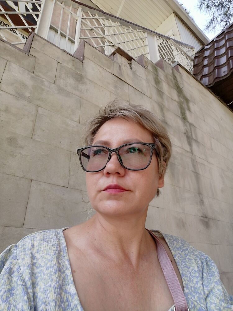  43772974  Olga, 54 ,    -