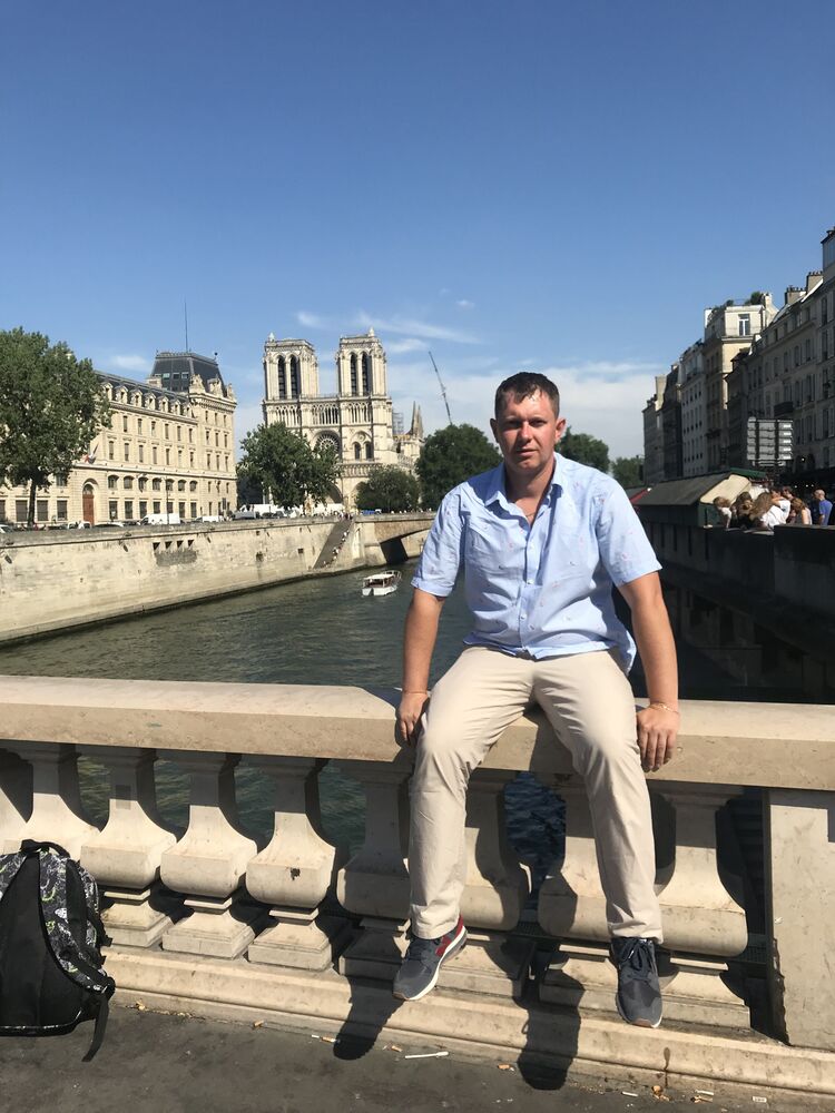  25596784  Pavel, 43 ,    Traunreut