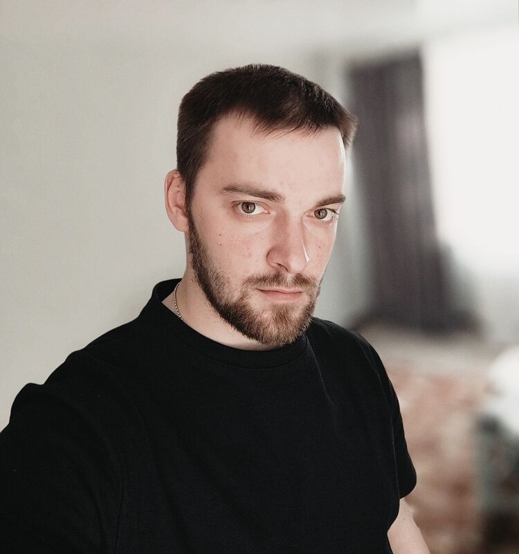  38677674  Alexey, 32 ,    