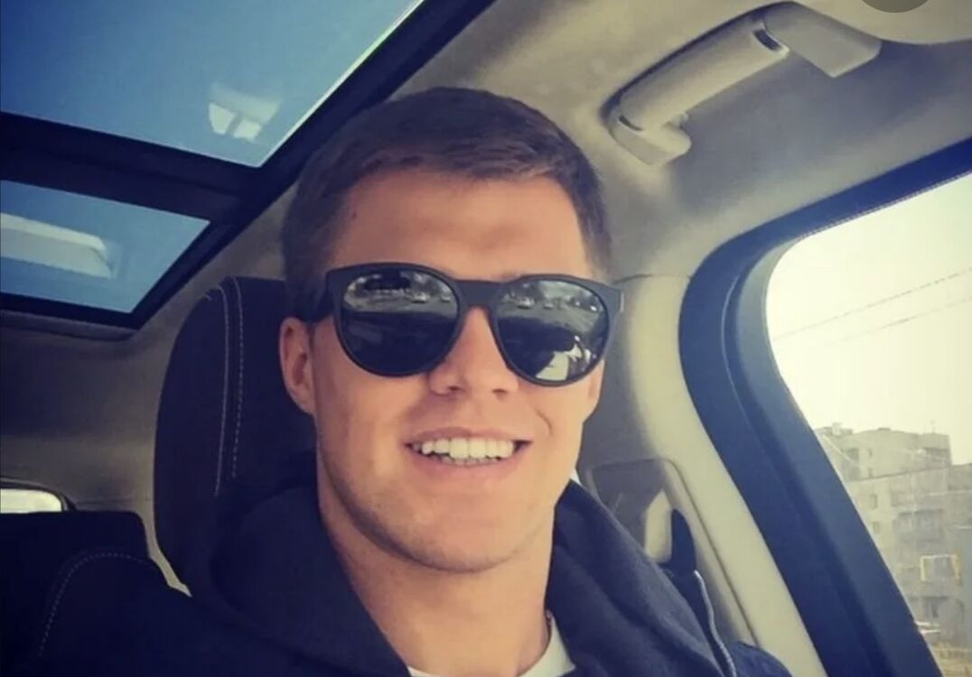  54388894  , 32 ,    --