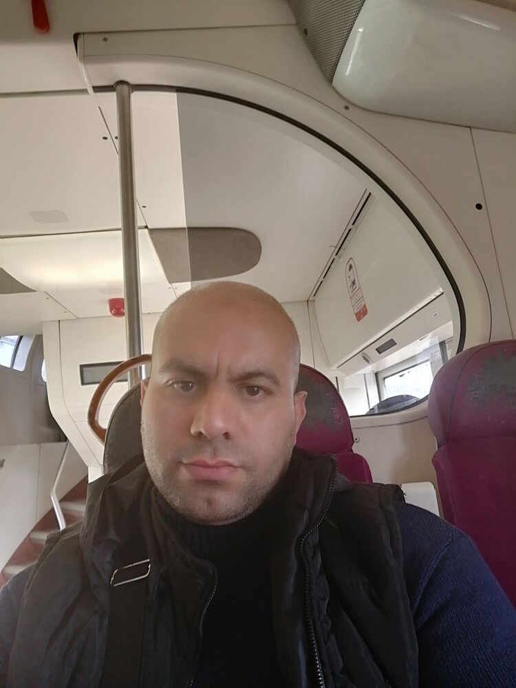  51798224  AMRO, 35 ,    