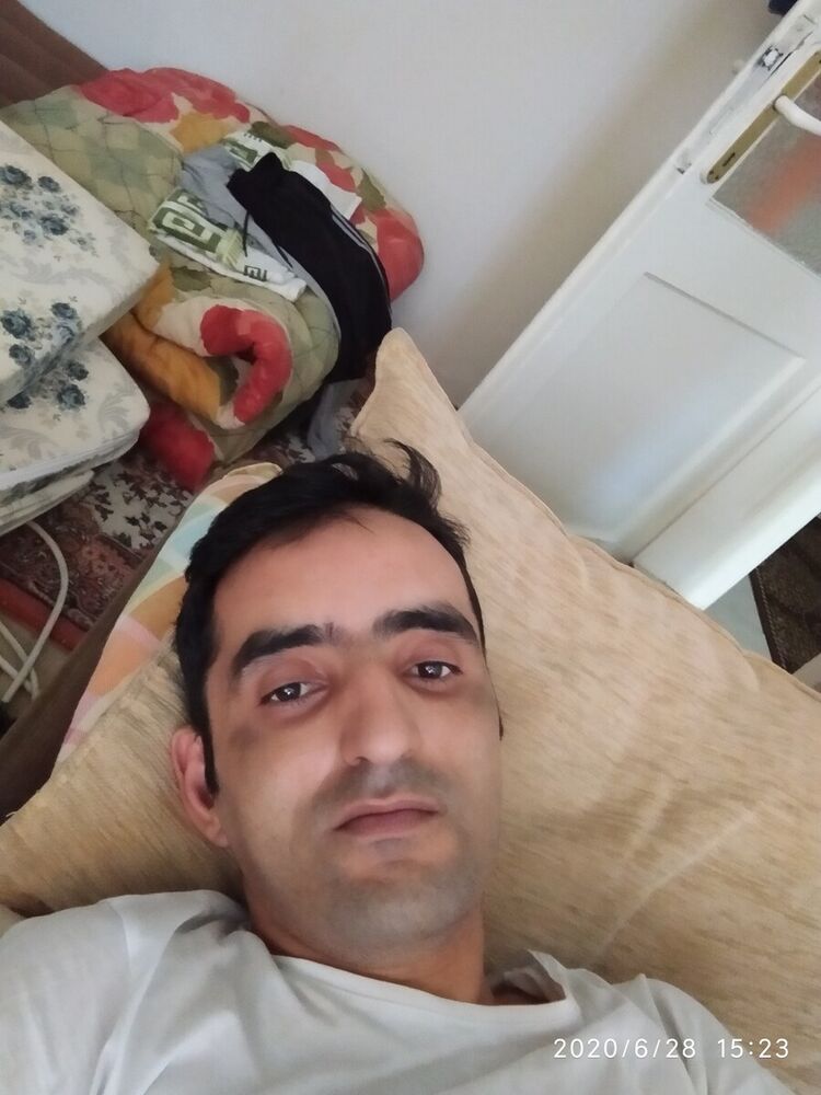  ,   Emir, 37 ,   ,   , c 