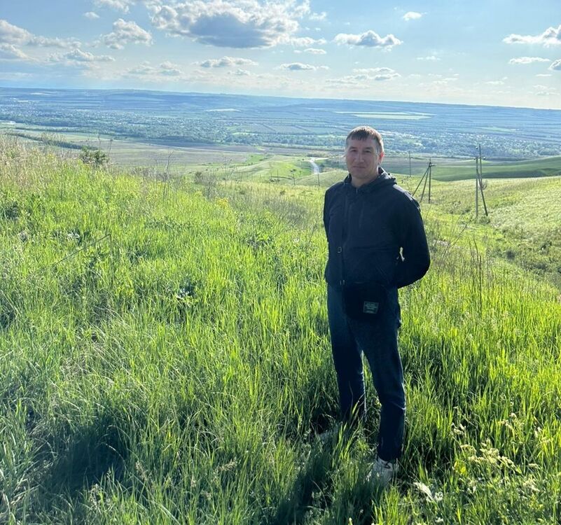  43837434  Serga, 53 ,    