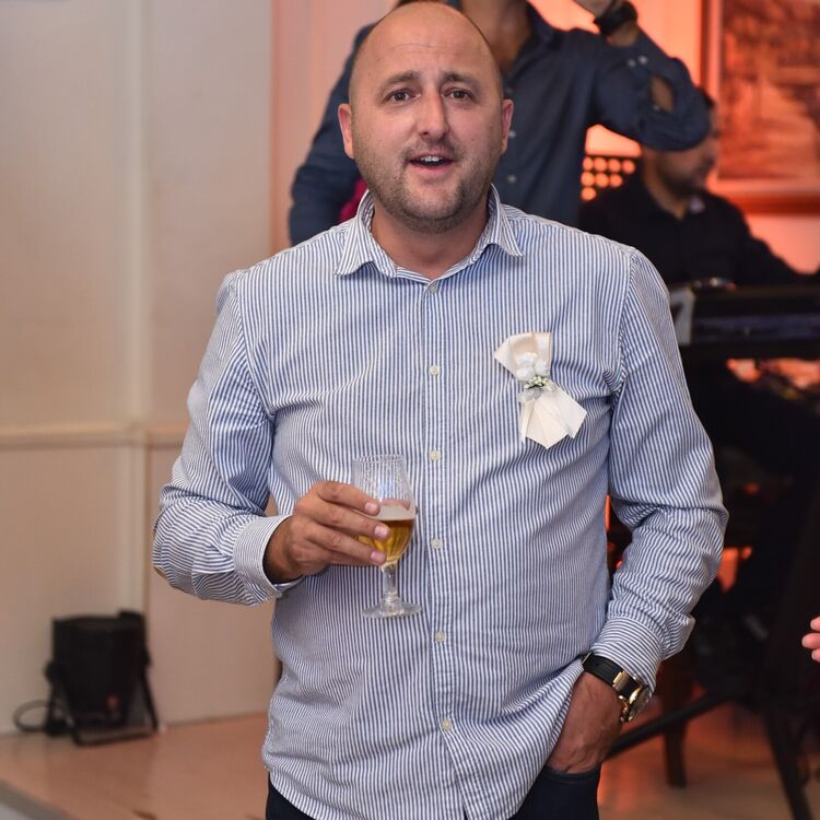  39626864  Aleksandar, 40 ,    Podgorica