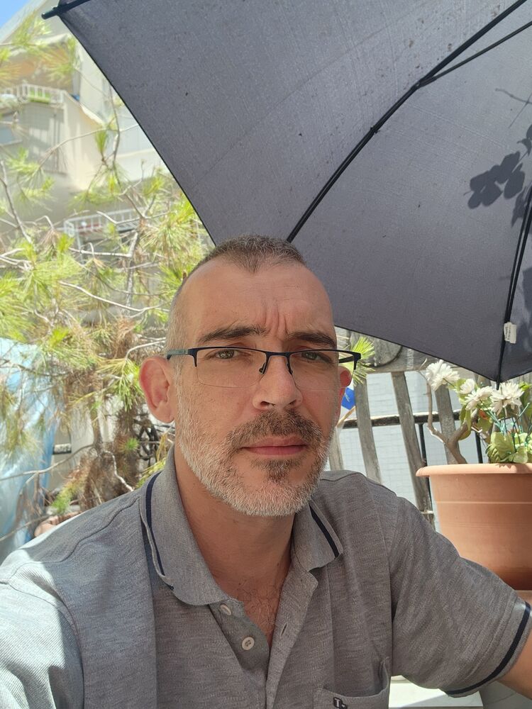  Rishon LeZiyyon,   , 37 ,   ,   , c 