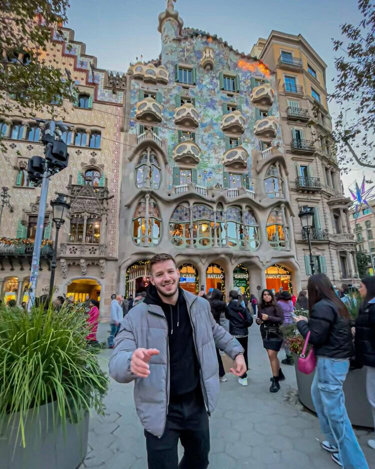  ,   Vladimir, 33 ,   ,   