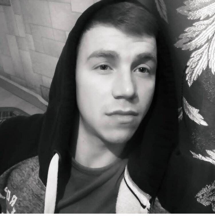 ,   Anton, 28 ,   ,   