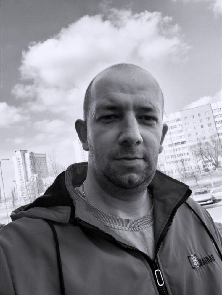  47588764  , 35 ,    