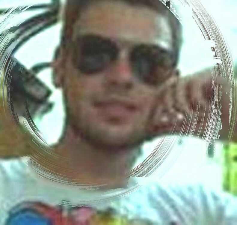  45724914  Ezzv, 42 ,    