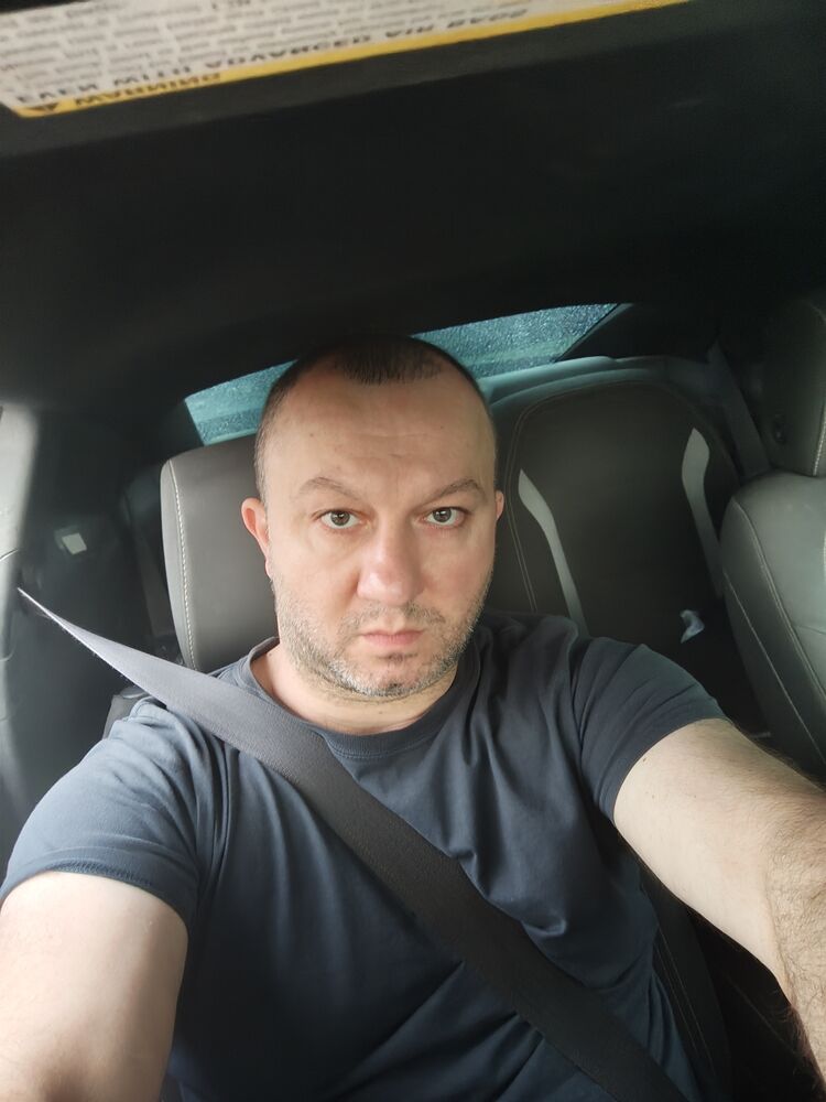  53564634  Edgar, 42 ,    