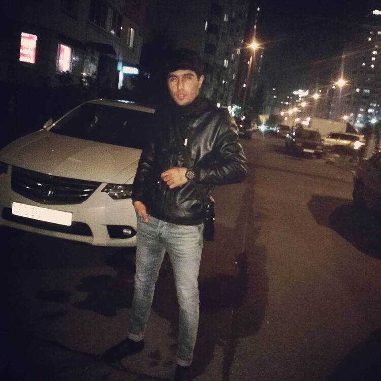  ,   Armen, 31 ,   ,   