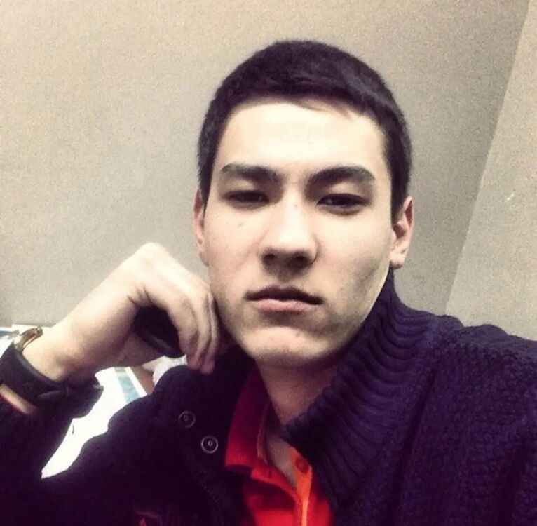  48951924  Nurzhan, 31 ,    