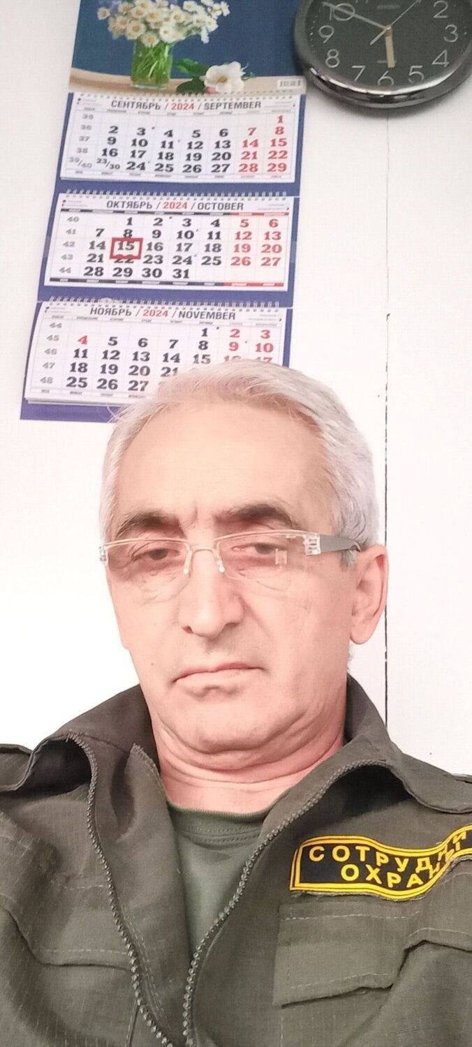  46966744  , 63 ,    