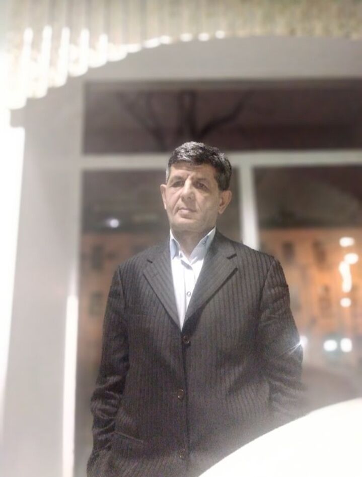  33098764  , 62 ,    