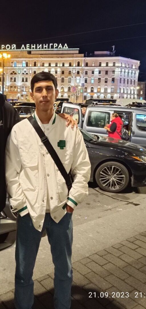  38013764  , 25 ,    -