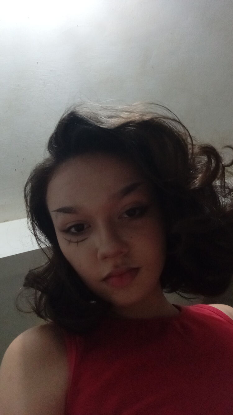  --,   Lidia, 22 ,   ,   
