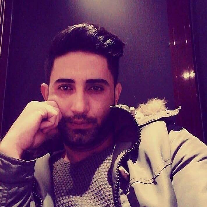  ,   Hakan, 33 ,   ,   