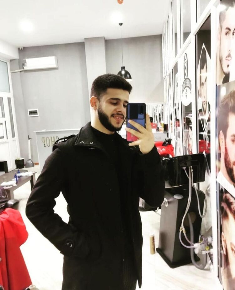  ,   Barber, 26 ,   ,   