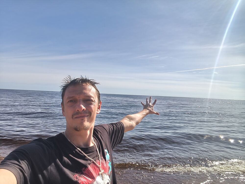  53812964  Ivan, 36 ,    