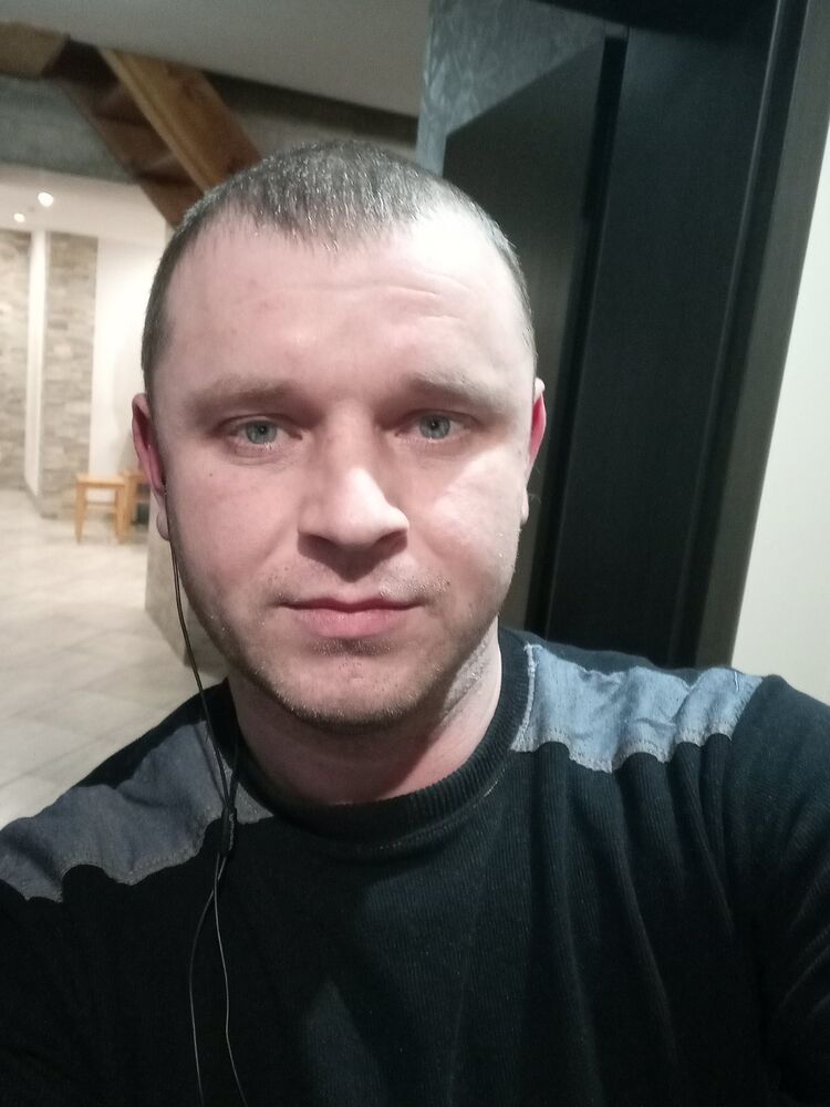  32898644  , 36 ,    