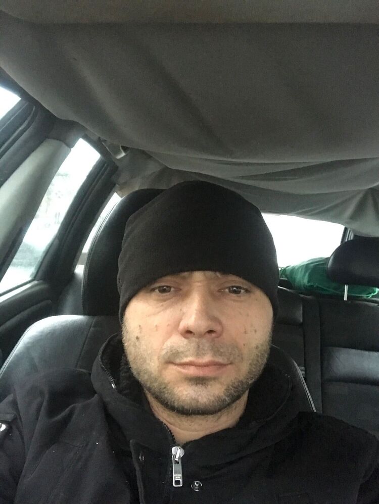  48559054  Dima, 40 ,    