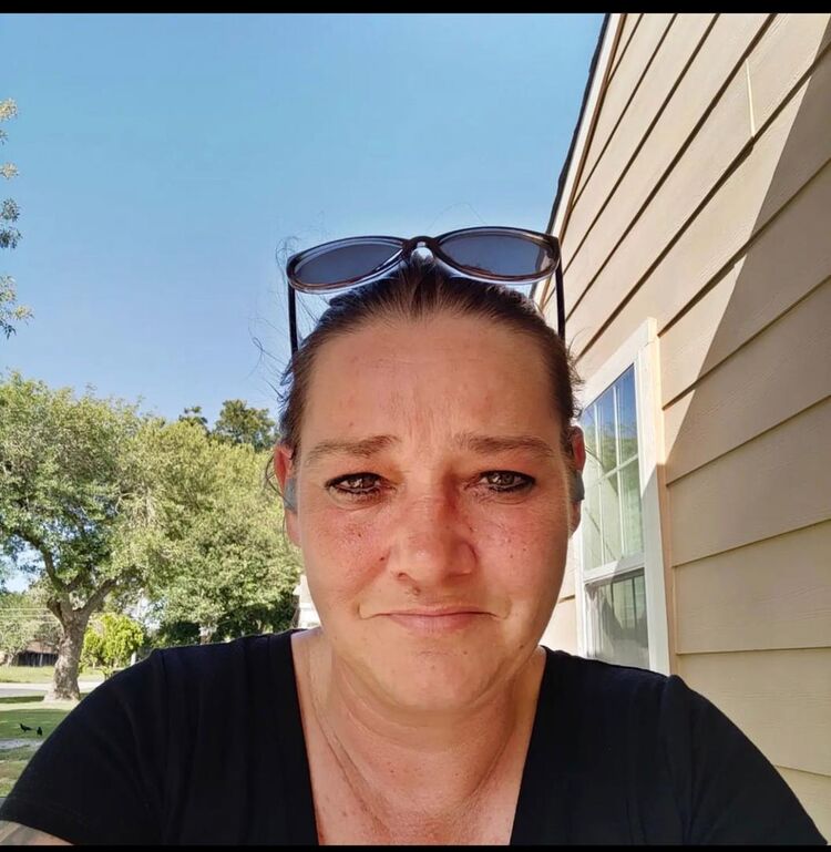 Haddonfield,   Elizabeth, 46 ,   ,   