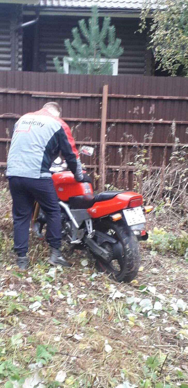  30112454  , 32 ,    -