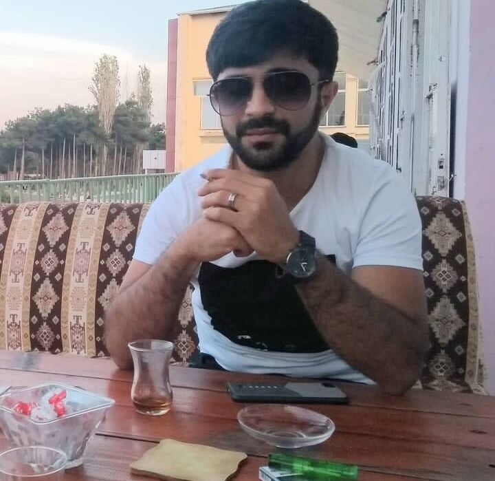  31078294  Malik, 31 ,    