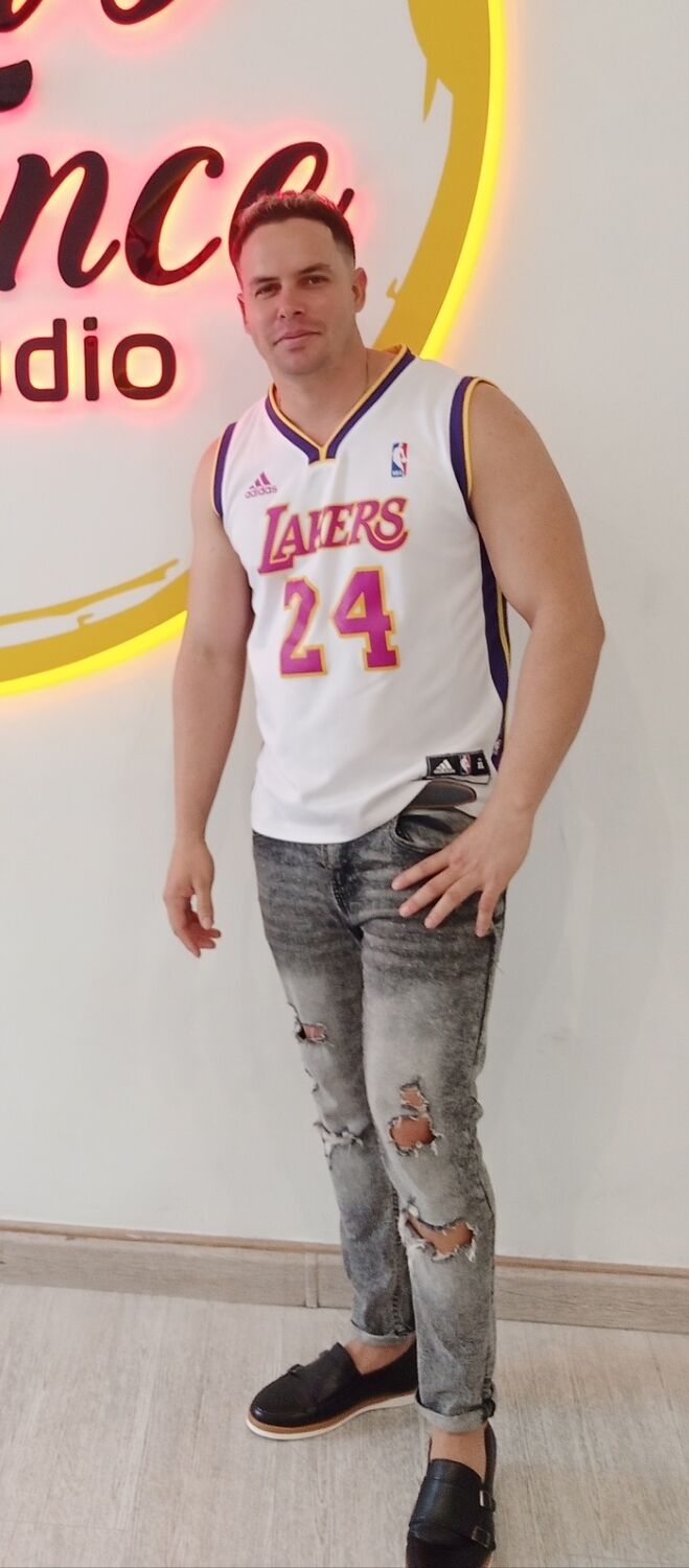  54737054  , 35 ,    -