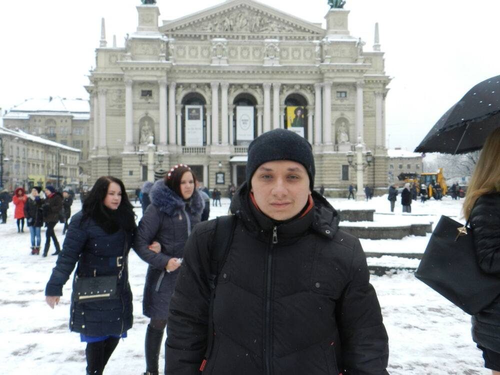  ,   Nikas, 30 ,   ,   , c 