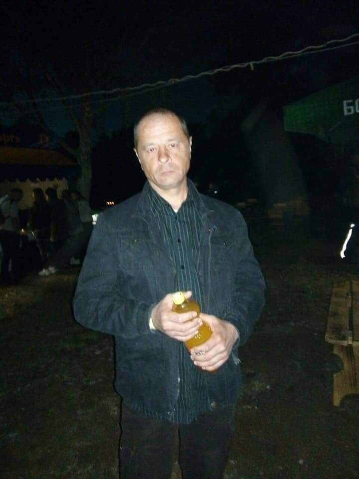  28824484  , 52 ,    