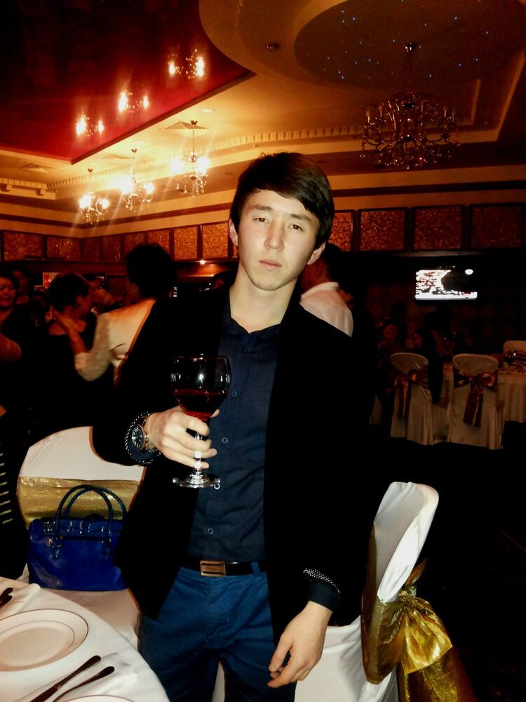 ���� 5408114 ������� O N E, 33 ����, ���� ���������� � �������