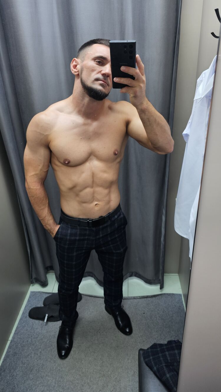  54436294  Alexander, 38 ,    