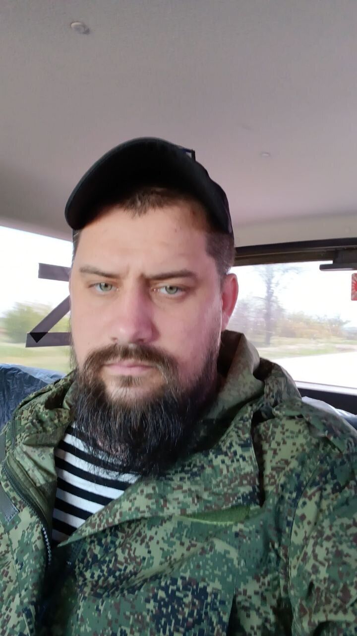  35552564  Alexandr, 37 ,    