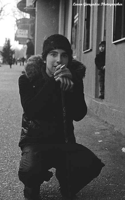  8454604  Lasha, 37 ,    