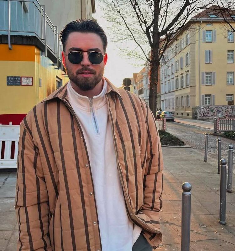 ���� 50349524 ������� ��������, 37 ���, ���� ���������� � �������������