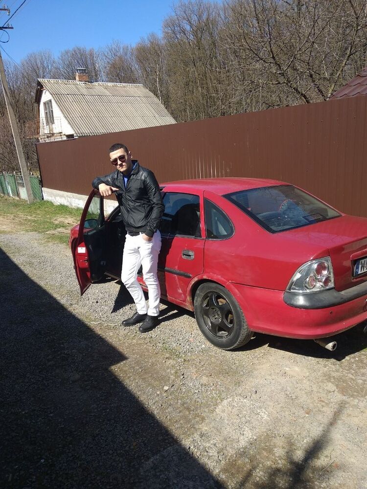  11949464  Ruslan, 34 ,    