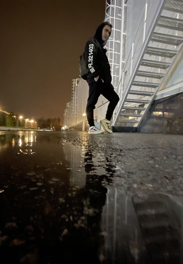  31215924  Nikita, 25 ,    -