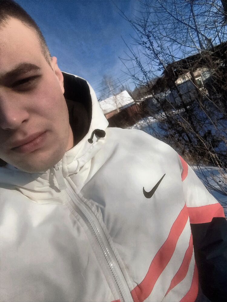  48781374  Alexey, 24 ,    