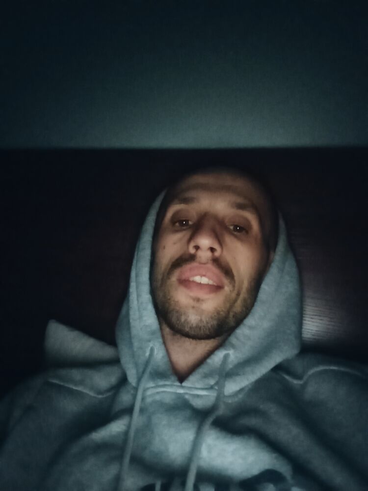  41730934  , 34 ,    